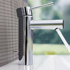 Смеситель Grohe Essence New 32898001 для раковины