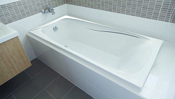 Акриловая ванна Eurolux TROYA 170x70 см