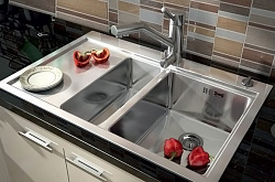 Мойка кухонная Zorg Inox RX RX-5178-2-R