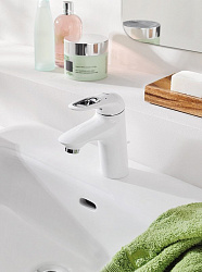 Смеситель Grohe Eurostyle New 33558LS3 для раковины